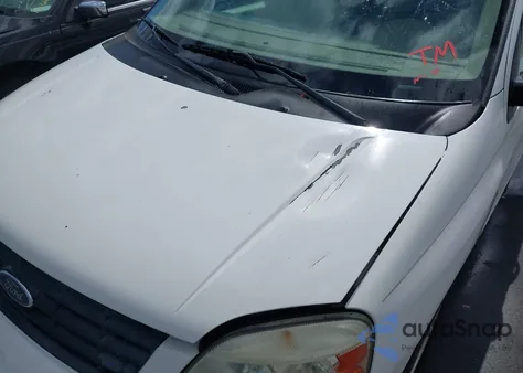 2005 Ford Freestar Ses z USA, uszkodzony, nr VIN 2FMZA57615BA49723